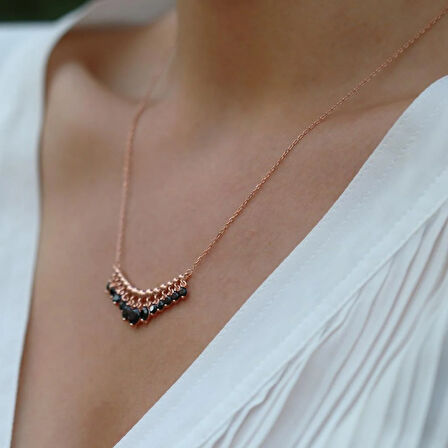 Siyah Zirkon Taşlı Rose Gold Kaplama Shakira Gümüş Kolye