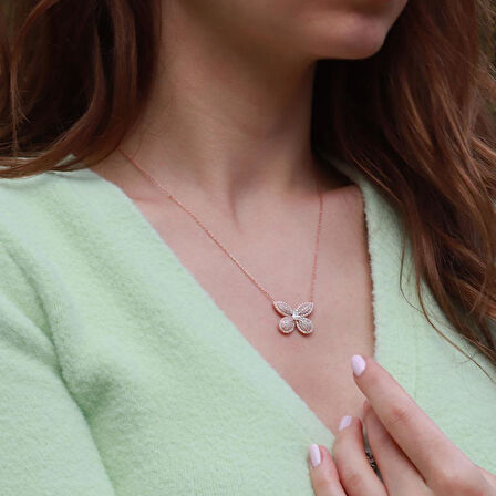 Kelebek Model Beyaz Zirkon Taşlı Rose Gold Kaplama Gümüş Kolye