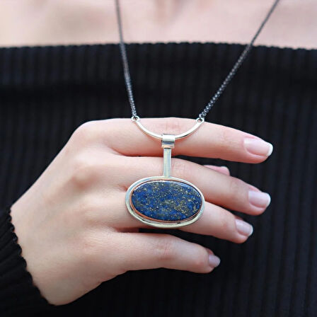 Oval Lapis Lazuli Taşlı Zinciri Oksitli Otantik Gümüş Kolye