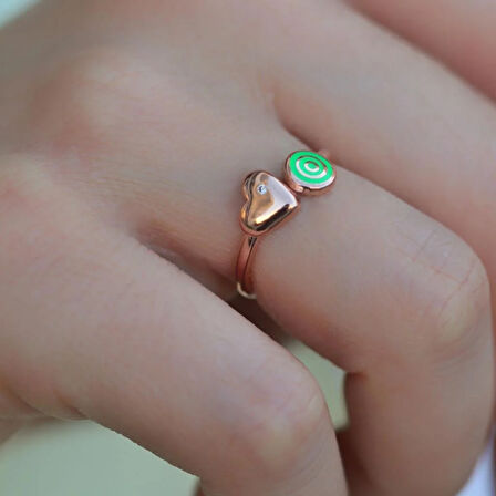 Mine İşli Kalpli Yüzük