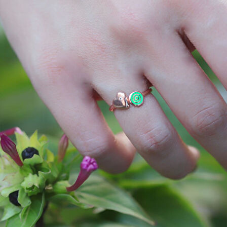 Mine İşli Kalpli Yüzük