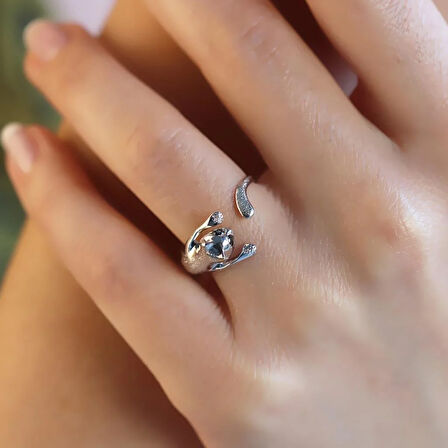 Siyah Gözlü Gümüş Kedi Yüzük