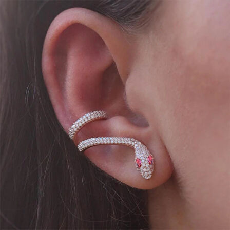 Kulağı Saran Rose Kaplama KırmızıTaş Detaylı Gümüş Kıkırdak Küpe