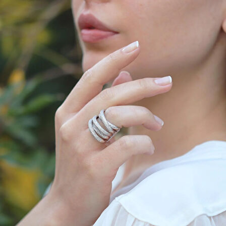 Sarmal Modeli Zirkon Taşlı Gümüş Yüzük