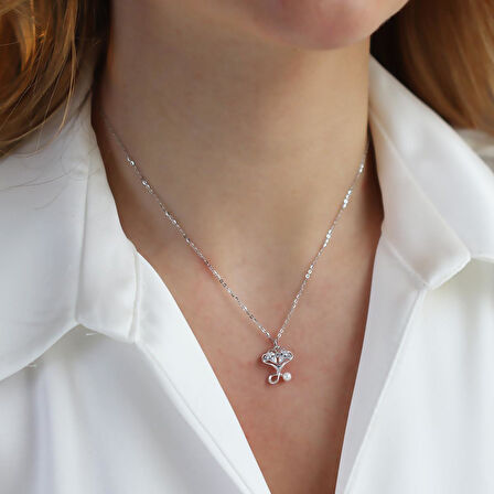 Nilüfer Çiçeği Gümüş Kolye