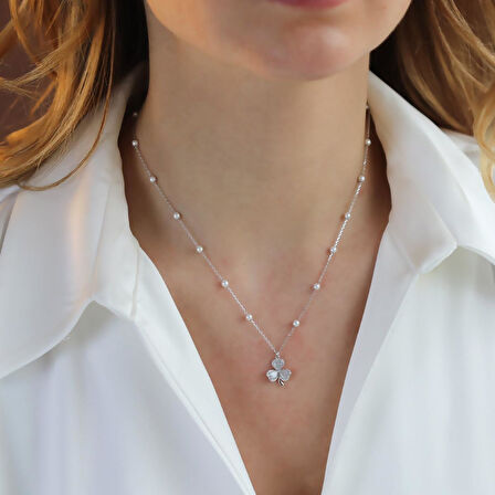 3 Yapraklı Yonca Gümüş Kolye