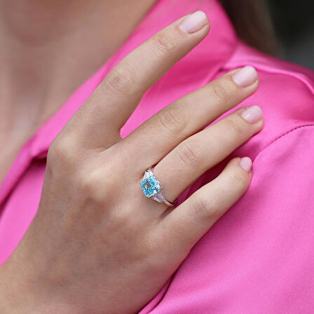 Prenses Kesim Aquamarine Taşlı Gümüş Yüzük