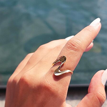 Helezon Tasarım 14 Ayar Altın Taşsız Altın Yüzük-Dalgalı Tasarım Spor Modern 14 Ayar Altın Yüzük