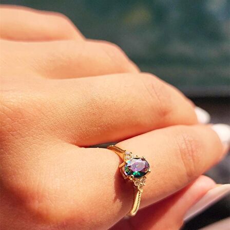 1.20Ct Mistik Topaz(Alecsandrt)Selena Evlilik Teklifi 14 Ayar Altın Yüzük-Alecsandrt Tria Tek Taş Yüzük