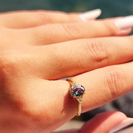 1.20Ct Mistik Topaz(Alecsandrt)Selena Evlilik Teklifi 14 Ayar Altın Yüzük-Alecsandrt Tria Tek Taş Yüzük