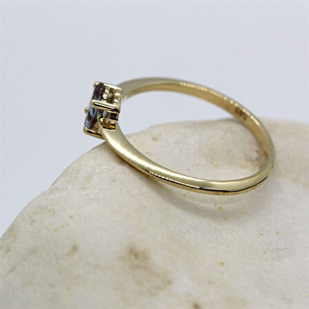 Gümüş Yüzük - 0.70 CT Pırlanta Möntörü Doğal Zultanit Taşlı Evlilik Teklifi 925 Ayar Gümüş Yüzük