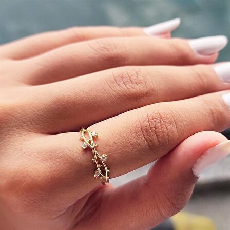 Taşlı Sarmaşık AltınYüzük