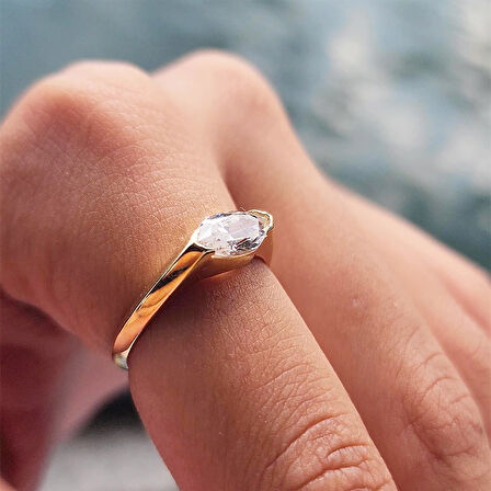 Gümüş Yüzük - Sadakat Yemini Swarovski Taşlı Evlilik Teklifi Yüzüğü - 925 Ayar Gümüş Hediyelik Yüzük