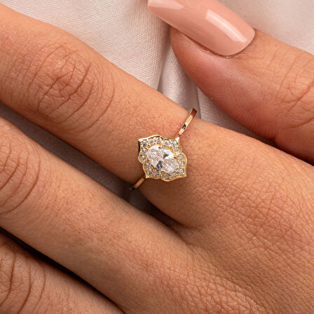 Gümüş Yüzük - 0.80 Karat Pırlanta Monturü Zirkon Taşlı Tasarım Evlilik Teklifi 925 Ayar Gümüş Yüzük