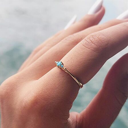 0.30 Karat Tria Pırlanta Montörü Firuze Taşlı 14 Ayar Altın Evlilik Teklifi Yüzüğü