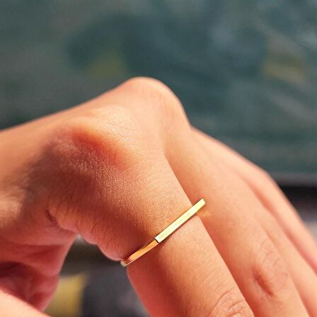 Çizgi Modern Tasarım Minimal 14 Ayar Altın Yüzük