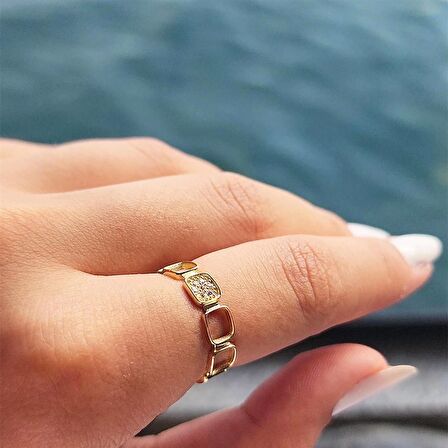 Kapalıçarşı Kare Sıralı 14 Ayar Tasarım Altın Yüzük