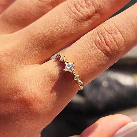 Mekik Taşlı Signity Swaroski Angola Fantezi 14 Ayar Altın Yüzük