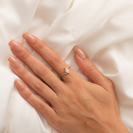 Gümüş Yüzük - 0.60Karat Mekik Swarovski Taşlı Pırlanta Montörü 925 Ayar Gümüş Evlilik Teklifi Yüzüğü