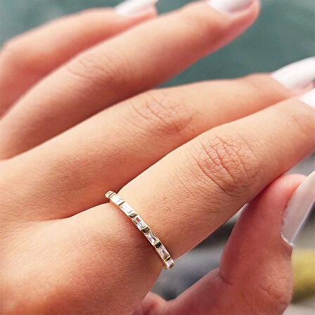 Gümüş Yüzük - Zirkon Taşlı Sıralı Baget Modern 925 Ayar Gümüş Alyans-Modern Eklem Yüzüğü