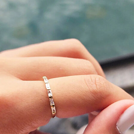 Gümüş Yüzük - Zirkon Taşlı Sıralı Baget Modern 925 Ayar Gümüş Alyans-Modern Eklem Yüzüğü