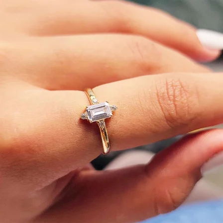 Gümüş Yüzük - Octagon Kesim Swarovski Taşlı 0.95 Karat Pırlanta Montorü Şık 925 Ayar Gümüş Yüzük