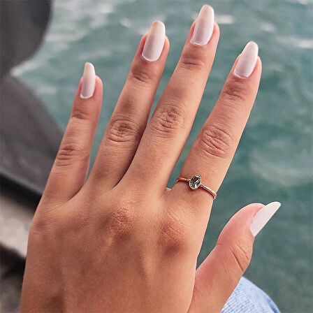 Gümüş Yüzük - Okyanus Yeşili Oval Taşlı 0.60 Karat TekTaş 925 Ayar Gümüş Evlilik Teklifi Yüzüğü