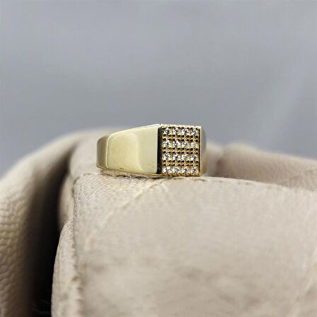 Kare Şövalye Modern Tasarım Altın Yüzük-Mikro Mıhlama Tasarım Şövalye 14 Ayar Altın Yüzük