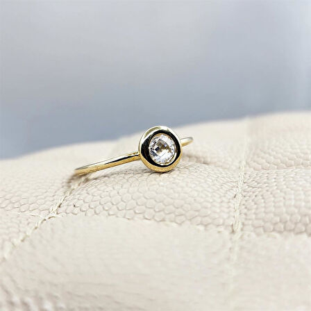 Gümüş Yüzük - 0.35 Karat Pırlanta (Swaroski) Taşlı Modern Tektaş 925 Ayar Evlilik Teklifi Yüzüğü