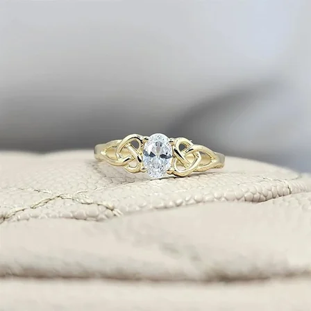Gümüş Yüzük - 0.60 Karat Pırlanta Möntörü Swarovski Taşlı Tasarım 925 Ayar Gümüş Evlilik Yüzüğü