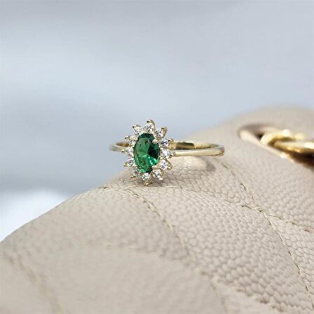 1,05 Karat Zümrüt Yeşili Taşlı 0.30 Karat Pırlanta(Signty)Taşlı Vintage Tasarım 14 Ayar Altın Yüzük