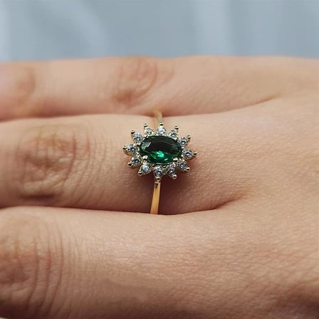 Gümüş Yüzük - 1.05Karat Zümrüt Yeşili 0.30Karat Swarovski Taşlı Vintage Tasarım 925 Ayar Gümüş Yüzük