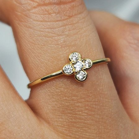Minimal Altın Yüzük - 14 Ayar Altın Minimal Papatya Swarovski Taşlı Yüzük - Papatya Altın Yüzük