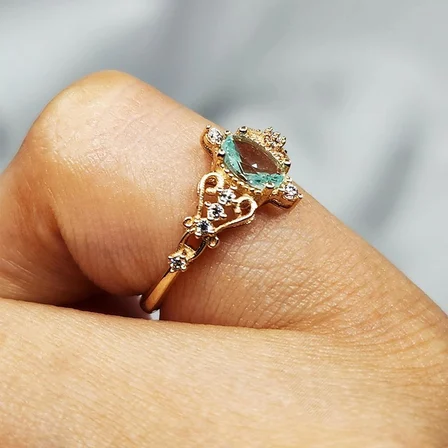 Evlilik Teklifi Yüzük - 14 Ayar Altın 0.50 Karat Topaz Taşlı Rose Evlilik Teklifi Yüzüğü