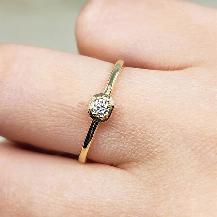 Gümüş Yüzük - Altıgen Minimal Signity Swaroski Taşlı (Zirkon)Tek Taş 925 Ayar Gümüş Yüzük