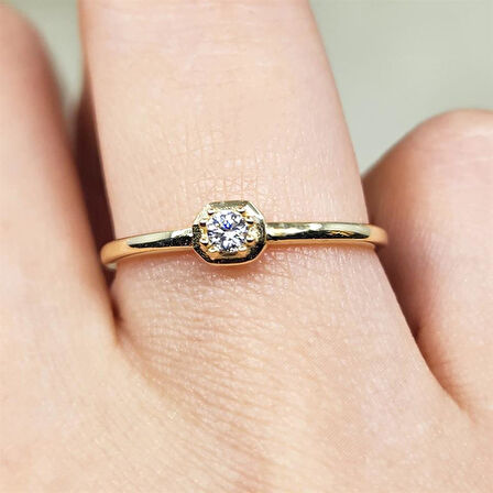 Gümüş Yüzük - Altıgen Minimal Signity Swaroski Taşlı (Zirkon)Tek Taş 925 Ayar Gümüş Yüzük