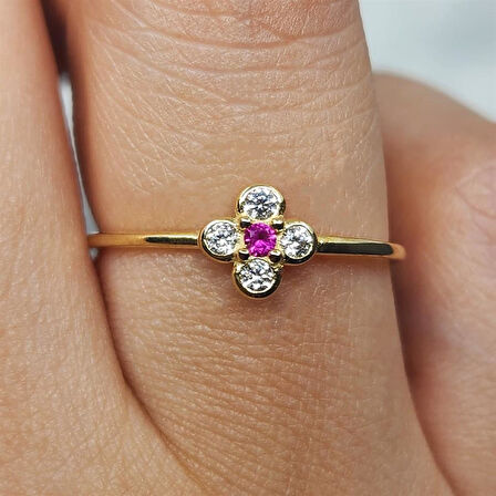 Gümüş Yüzük - Minimal Papatya Ruby Taşlı (Lal Taşı) 925 Ayar Gümüş Yüzük