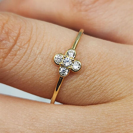 Gümüş Yüzük - Minimal Papatya Signity Swaroski (Zirkon) 925 Ayar Gümüş Yüzük