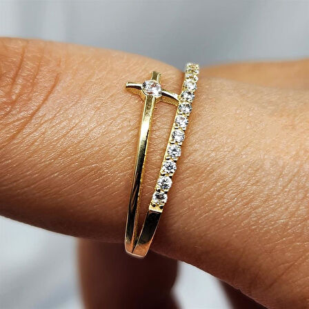 Gümüş Yüzük - Fantezi Minimal Signity Swaroski (Zirkon) Taşlı 925 Ayar Gümüş Yüzük