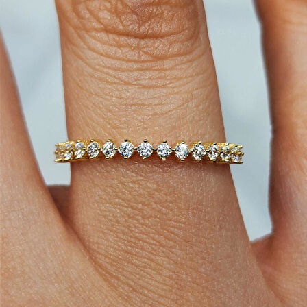 Gümüş Yüzük - Yarım Tur Alyans Zirkon Taşlı 925 Ayar Gümüş Yüzük