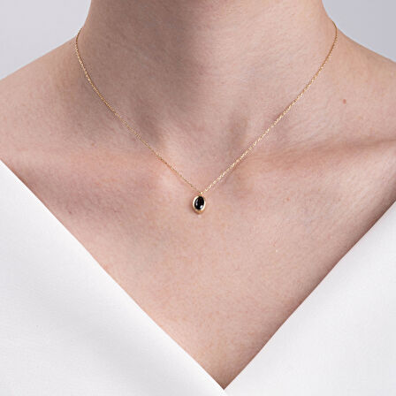 Smoky Taşlı Oval Çerçeveli Sade Minimal Tasarım Tarz 925 Ayar Gümüş Kolye 