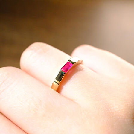 Yakut Baget Taşlı Vintage Eşsiz Modern Tasarım Boğumlu 14 Ayar Altın Kadın Yüzük-Günlük Hediyelik 