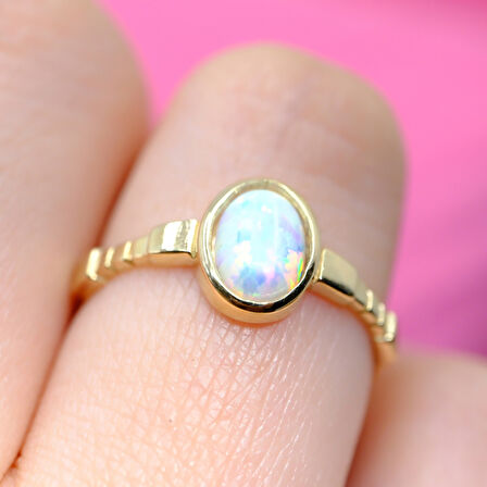 Opal Taşlı Oval Kesim Boğumlu Tektaş Modern Tasarım 14 Ayar Altın Kadın Yüzük Günlük-Hediyelik