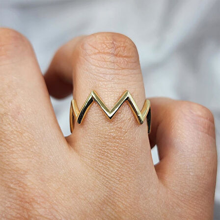 Gümüş Yüzük - Zikzak Desenli Modern Tasarım 925 Ayar Gümüş Yüzük