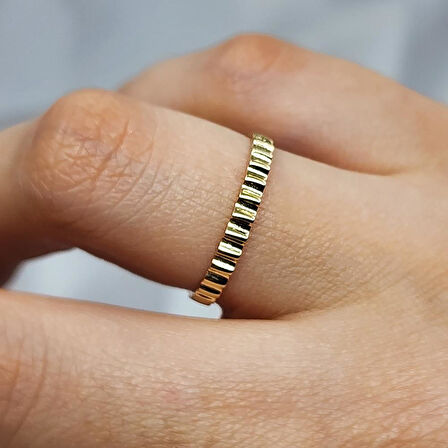 Gümüş Yüzük - Gösterişli Geometrik Kesim Modern Tasarım 925 Ayar Gümüş Yüzük 