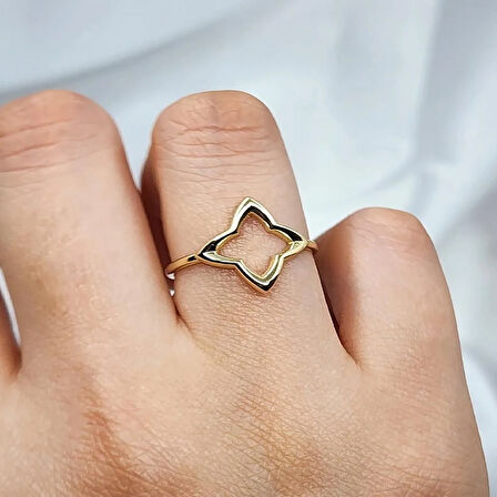 Gümüş Yüzük - Dört Yapraklı Zarif Yonca 925 Ayar Gümüş Yüzük