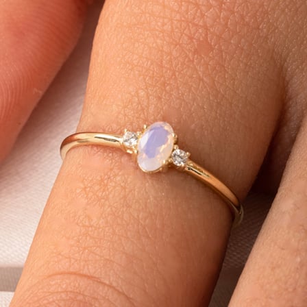 Tria Altın Yüzük - 14 Ayar Altın 0.70 Karat Pembe Kuvars Tria Evlilik Teklifi Yüzüğü