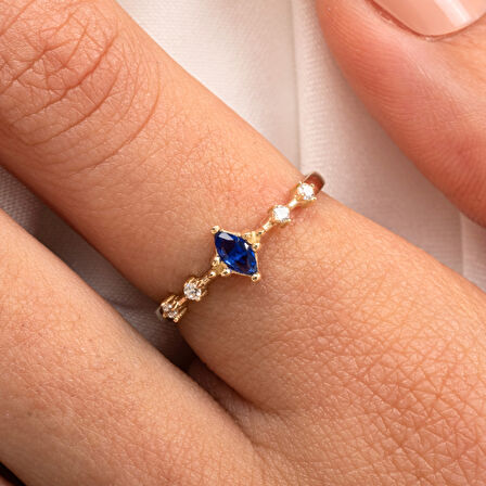 Gümüş Yüzük - Safir Mekik Taşlı Minimal Tasarım 925 Ayar Gümüş Evlilik Teklifi Yüzüğü