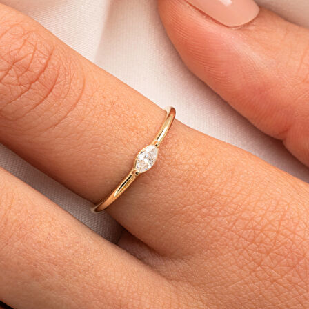 Gümüş Yüzük - Markiz Swarovski Taşlı Tektaş Kadın 925 Ayar Gümüş Yüzük