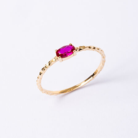 Gümüş Yüzük - Ruby Taşlı Dövülü Eskitme Minimal Tasarım Tektaş 925 Ayar Gümüş Yüzük